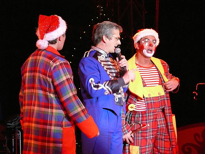 Schweriner Weihnachtszirkus - Schweriner Weihnachtszirkus