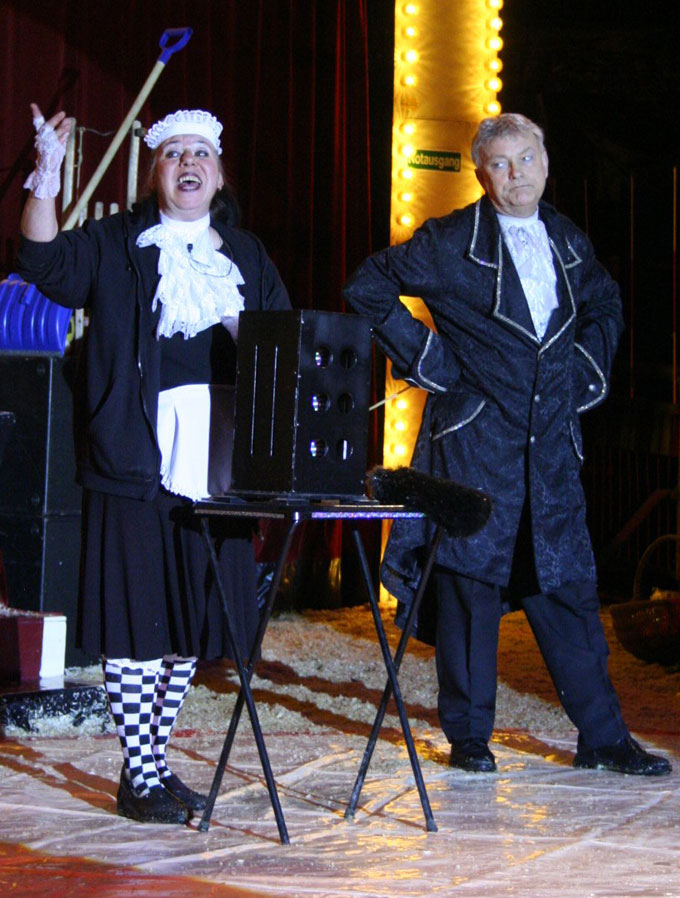 Schweriner Weihnachtszirkus - Schweriner Weihnachtszirkus