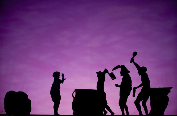 PILOBOLUS Dance Theatre Shadowland - PILOBOLUS Dance Theatre Shadowland