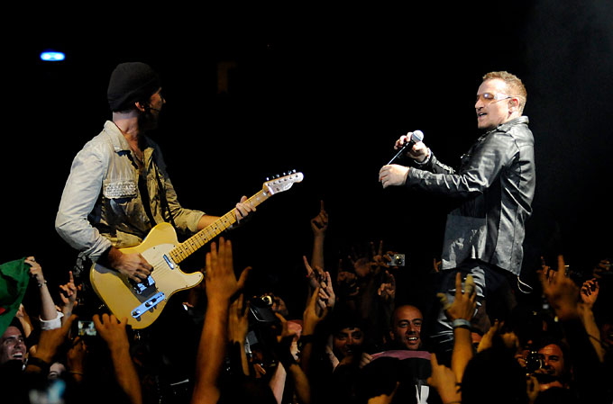 U2 - U2