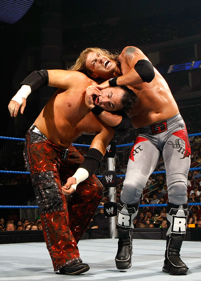 WWE - WWE