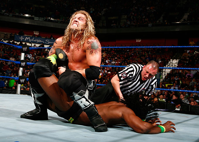 WWE - WWE