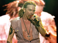 Guns N' Roses - Guns N' Roses: Zuspätkommen wird teuer