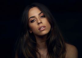 Vanessa’s coming home: VANESSA MAI kündigt „Zuhause“-Show für 2024 an!