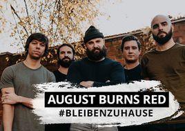 AUGUST BURNS RED #bleibenzuhause, trainieren ihre Abs und essen „Pasta… ganz viel Pasta!“