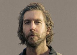 Back to the roots: Calvin Harris veröffentlicht neue Country-Single „Smoke The Pain Away” mit eigenen Vocals