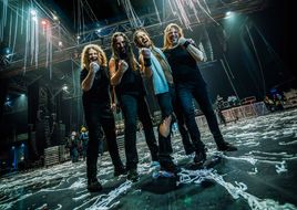 Nach fast sieben Jahren: Airbourne kündigen selbstbetiteltes neues Album in Brief an Lemmy an