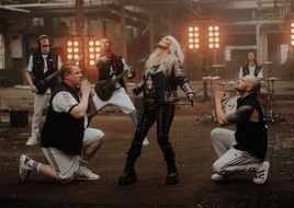 Legacy building als Speedrun: TBS kündigen „Das Schwarze Album“ für den Januar 2026 an