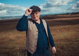 ANGELO KELLY nimmt seinen Hut und steigt bei der Kelly Family aus