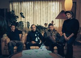 Neues Album, neue Single: FALL OUT BOY präsentieren „Love From The Other Side“ live