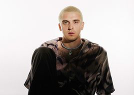 Auf seiner „the between albums tour“ kommt Lauv im Oktober 2023 nach Deutschland