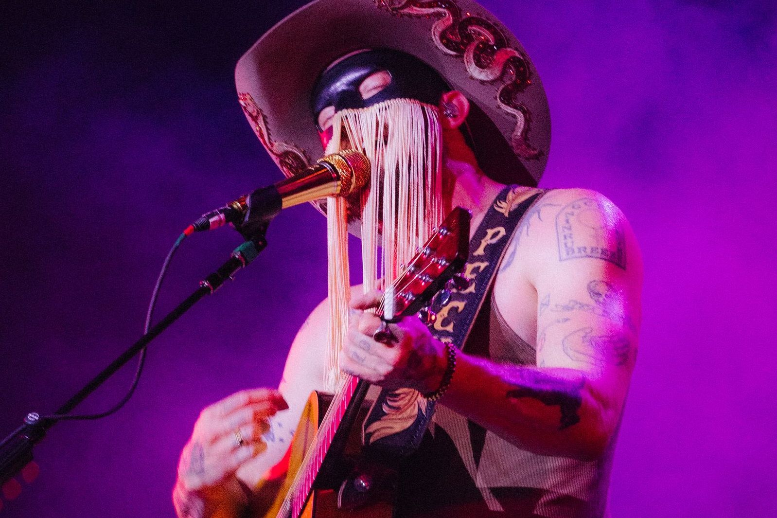 Orville Peck (Bild: Lars Heinzmann)