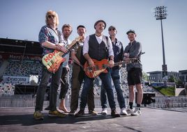 „Fury live twenty five“: Fury in the Slaughterhouse kündigen Sommertour für 2025 an