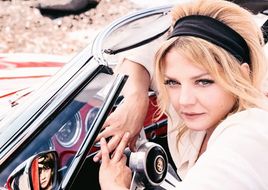 Mit „Babyblue“ auf Tour: ANNETT LOUISAN kündigt weitere Konzerte für 2023