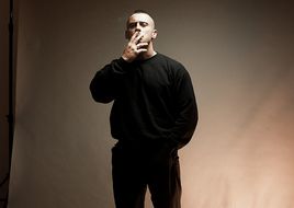 DISARSTAR liefert neuen Song „Rolex für Alle“ – Album und Tour folgen!