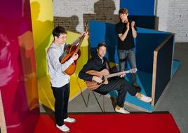 Nach umjubelten Festival-Auftritten und einer neuen Live-Session: AnnenMayKantereit kündigen Tour für 2026 an | Update: Zusatzkonzerte!