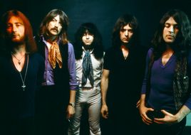 Warum gab’s das eigentlich noch nicht? Deep Purple veröffentlichen Musikvideo zu „Smoke On the Water“