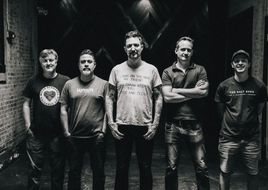 Frank Turner kündigt „Last Evenings World Tour“ an – zehn Deutschland-Shows 2027