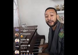 Ohne Hose, aber mit Unterwäsche: Zauberstimme JOHN LEGEND streamt #TogetherAtHome-Konzert