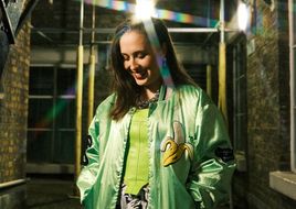 „Waste My Life“: ALICE MERTON veröffentlicht Liebeserklärung an ihre Fans