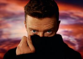 Ein wilder Ritt durch seine Hits & sein neues Album „Everything I Thought It Was“: Justin Timberlake begeistert am Tiny-Desk