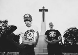 Konzertnachschub: Mantar gehen im September und Oktober 2023 mit „Pain is Forever and This is the End“ auf Tour