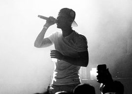 „album kommt & ich hab hunger“: LUIS kündigt neue Musik an – „REAL!VE“-Tour im Frühjahr 2026