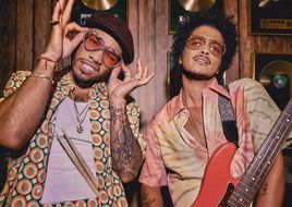 SILK SONIC live! Bruno Mars & Anderson .Paak präsentieren ihr gemeinsames Projekt!