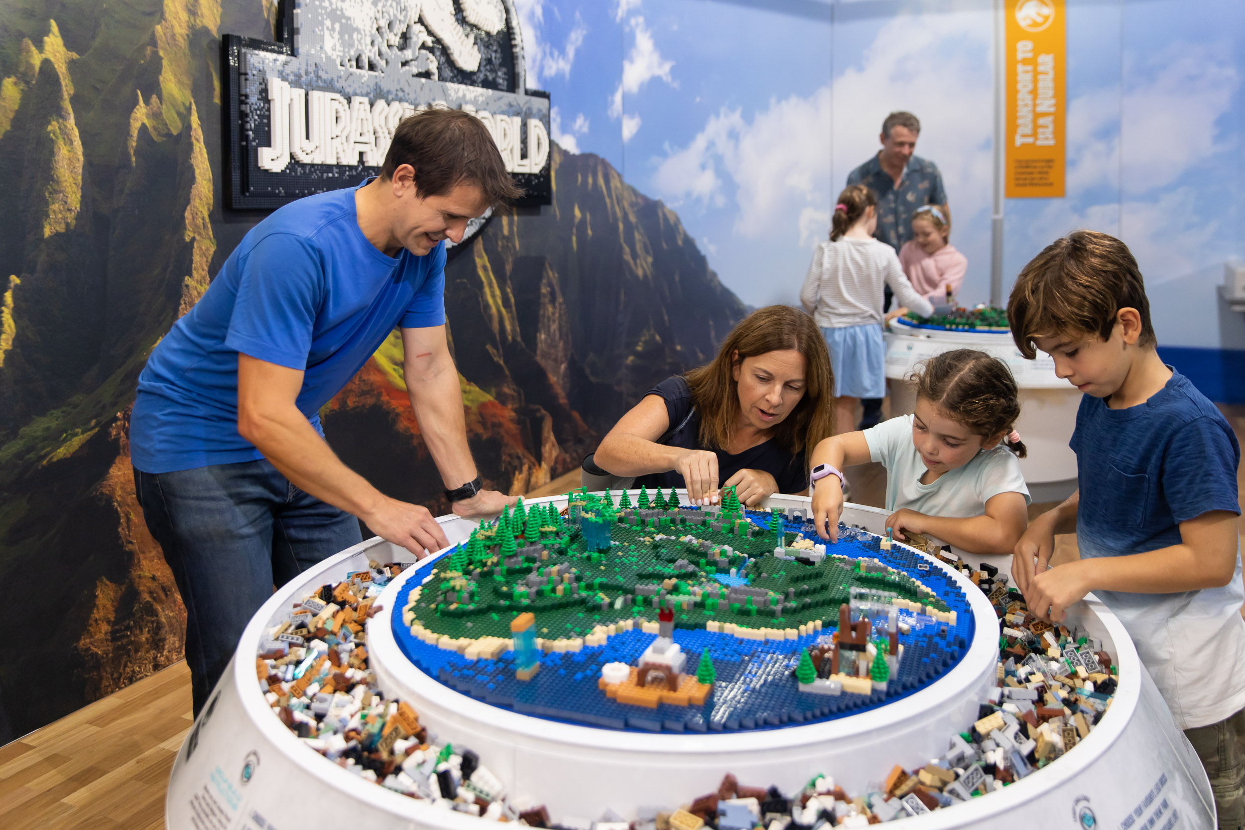 Bild: Anna Kucera/LEGO® Jurassic World: Die Ausstellung/FKP Scorpio