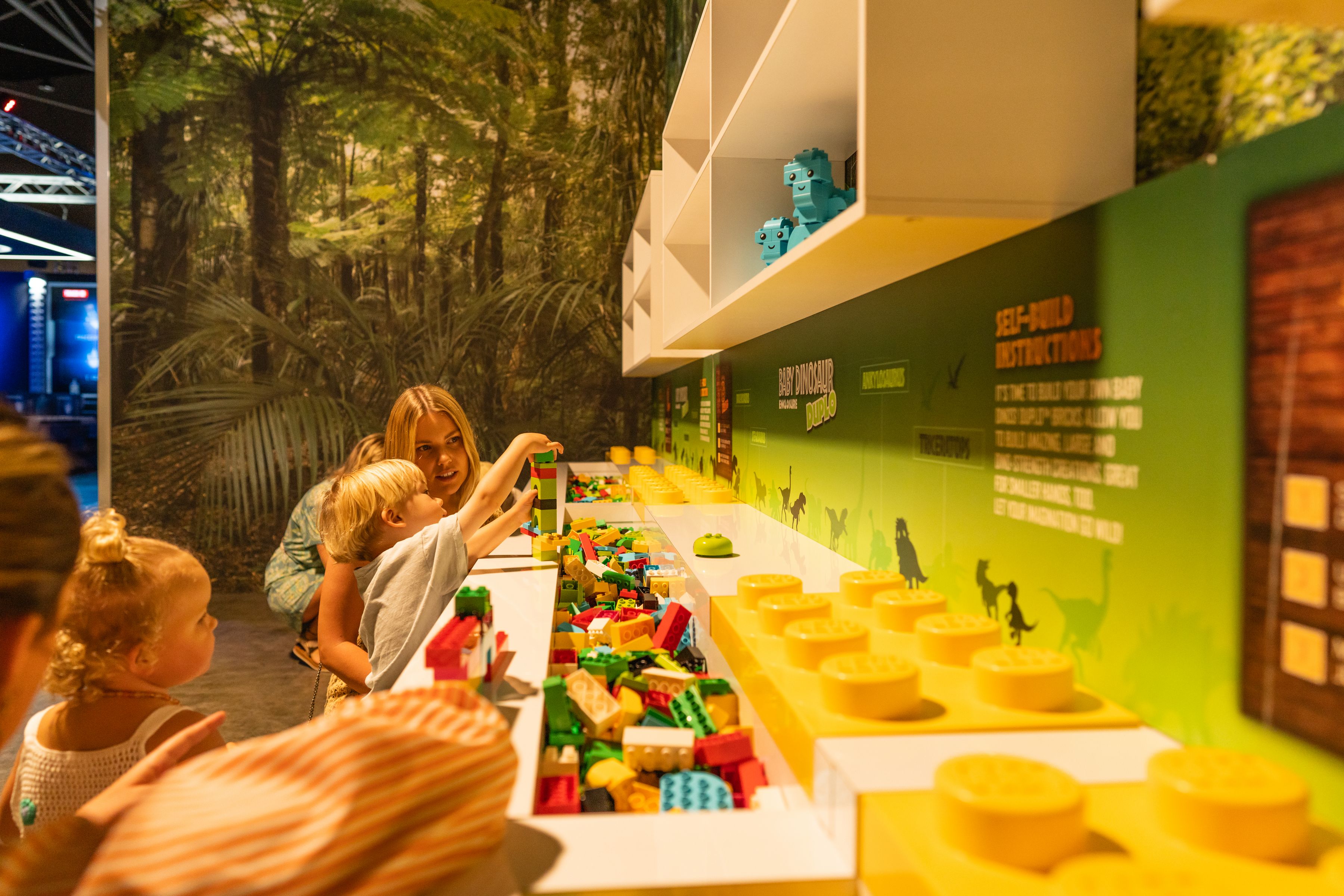 Bild: LEGO® Jurassic World: Die Ausstellung/FKP Scorpio