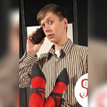 Lügen haben junge Beine - Britischer Humor in Reinkultur