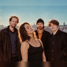 Eugenia Serra + Oscar Ployart Trio | Blue Note Dresden