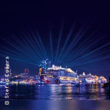 Cruise Days, Blue Port mit ital. Buffet -  Fahrgastschiff "K&auml;ptn. Kudd'l" |  
Ein- und Ausstieg