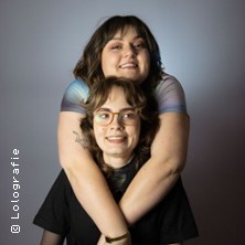 Teresa Reichl und Lena Krebs - Lesen ist schwul