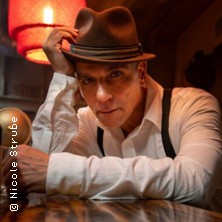 Novecento - Die Legende vom Ozeanpianisten - Renaissance-Theater Berlin