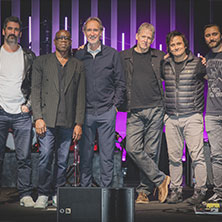 Mike + the Mechanics