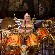 Nicko McBrain
