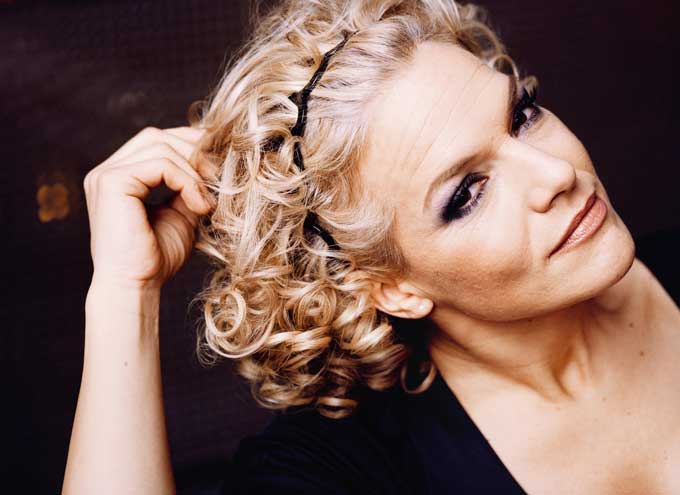 Ina Müller Tickets – Jetzt für den Ticketalarm registrieren » Eventim