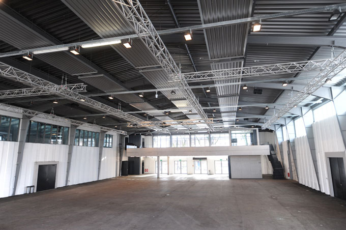 Donauhallen - Bart&ograve;k Saal