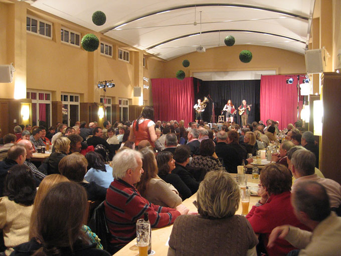 Gutmann am Dutzendteich - Tischbestuhlung