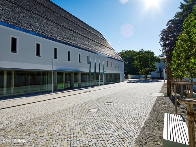 Eingang KUTLUR+KONGRESS FORUM ALT&Ouml;TTING