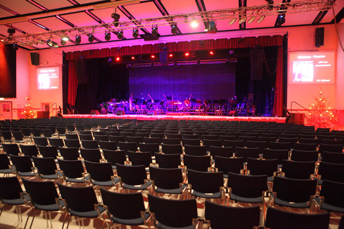 Bestuhlter Saal - Stadthalle Osterholz-Scharmbek
