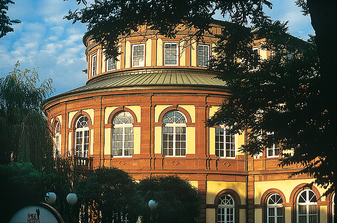 Saalbau Neustadt