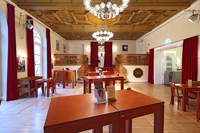 Schlosspark Theater
