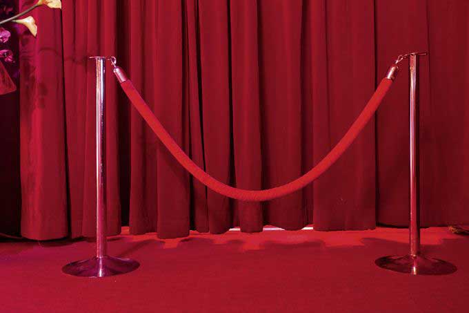 Spiegelpalast am Bahnhof Ostkreuz